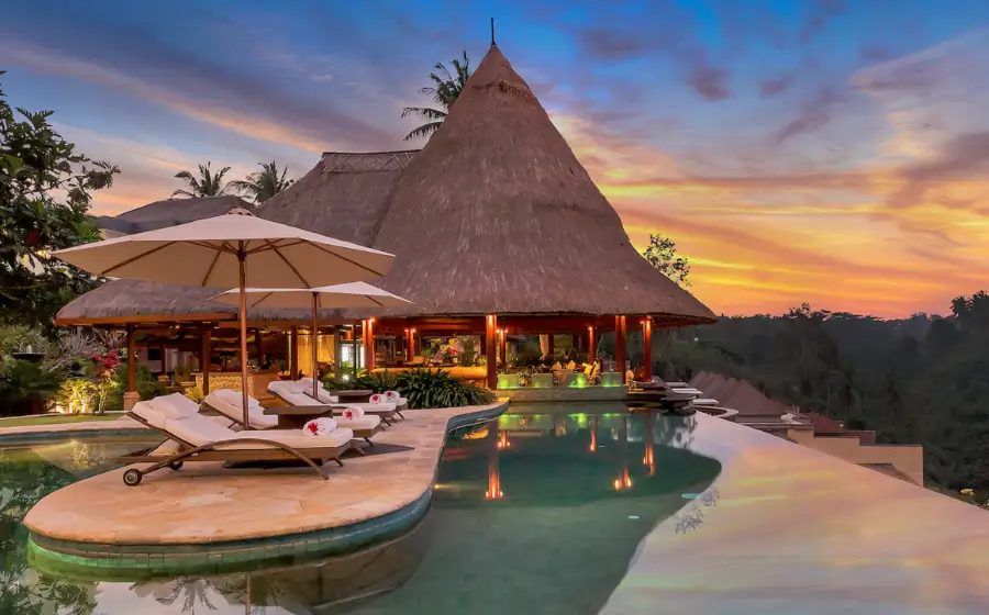 تور بالی ویناکوچ